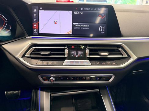 Used 2019 BMW X5 xDrive40i w/ M Sport Package AWD/4WD image 39