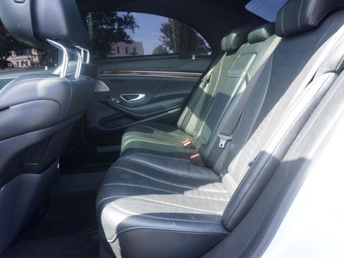 Used 2015 Mercedes-Benz S 550 4MATIC Sedan image 15