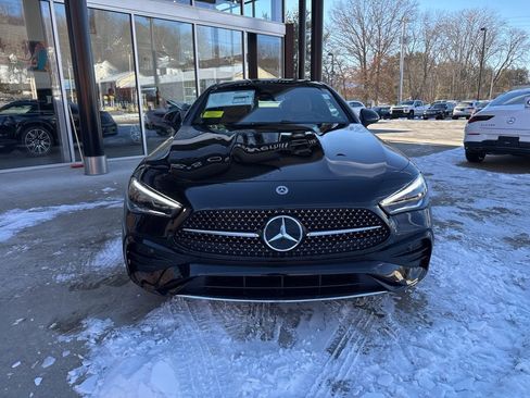 New 2026 Mercedes-Benz CLE 300 4MATIC Coupe image 3