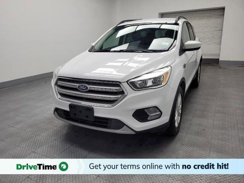 Used 2018 Ford Escape SE image 1