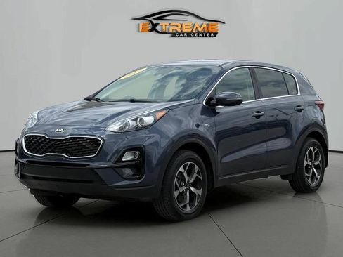 Used 2020 Kia Sportage LX w/ LX Popular Package AWD/4WD image 2
