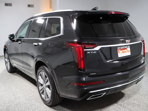 Used 2024 Cadillac XT6 Premium Luxury AWD/4WD image 9