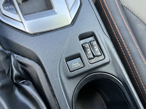 Used 2019 Subaru Crosstrek 2.0i Premium image 32