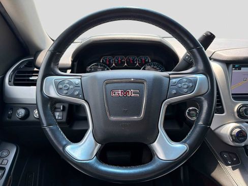 Used 2019 GMC Yukon XL SLT w/ Open Road Package AWD/4WD image 25