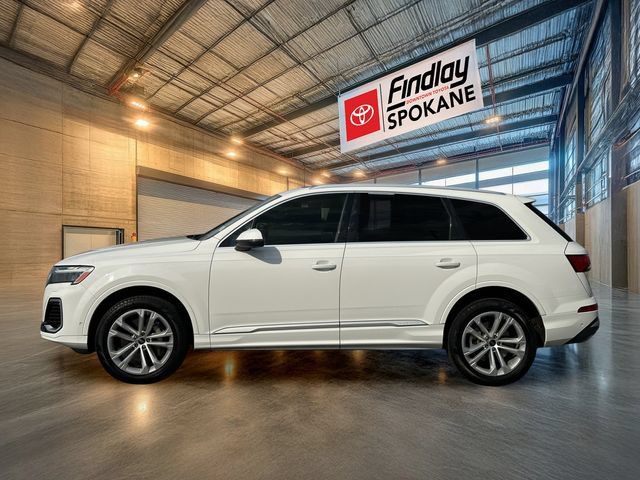 Used 2025 Audi Q7 3.0T Premium Plus AWD/4WD image 3