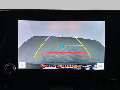 Used 2025 Toyota RAV4 XLE AWD/4WD image 22