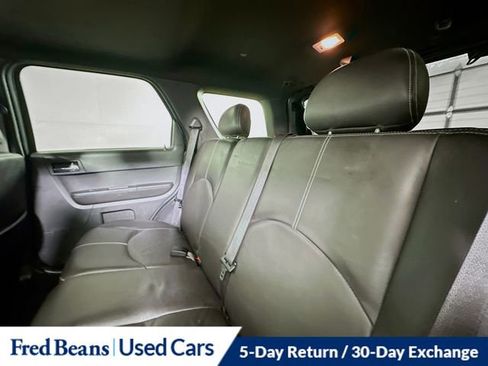 Used 2008 Mercury Mariner Base image 21