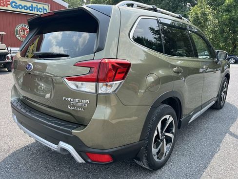 Used 2024 Subaru Forester Touring AWD/4WD image 3