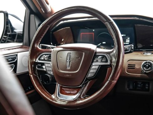 Used 2018 Lincoln Navigator Black Label w/ Cargo Package AWD/4WD image 20