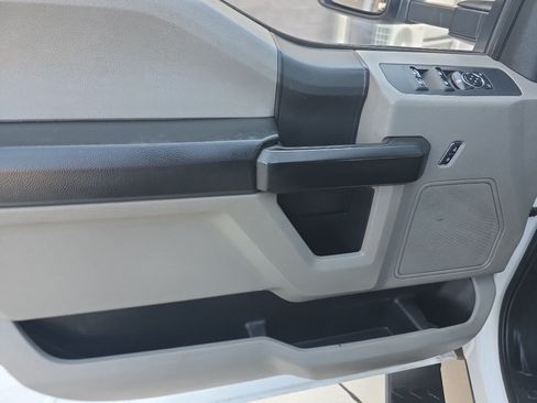 Used 2017 Ford F350 XL w/ Power Equipment Group AWD/4WD image 14