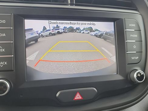 Used 2020 Kia Soul LX FWD image 17