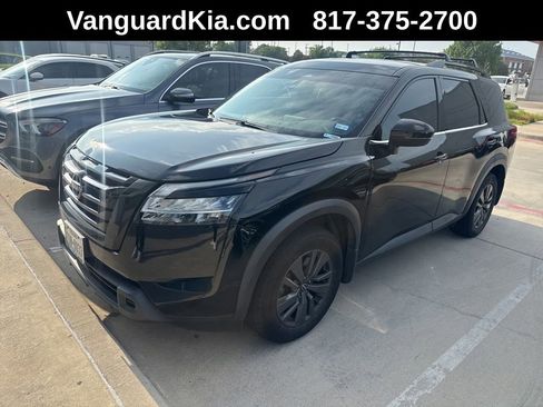 Used 2022 Nissan Pathfinder SV w/ SV Black Package FWD image 1