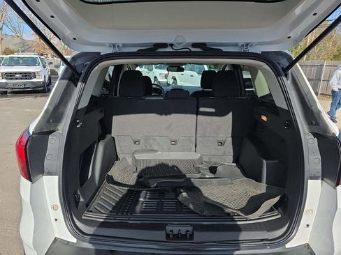 Used 2019 Ford Escape SE image 7