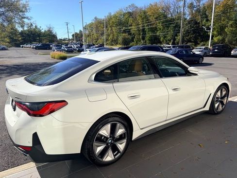Used 2025 BMW i4 eDrive40 w/ Premium Package image 6