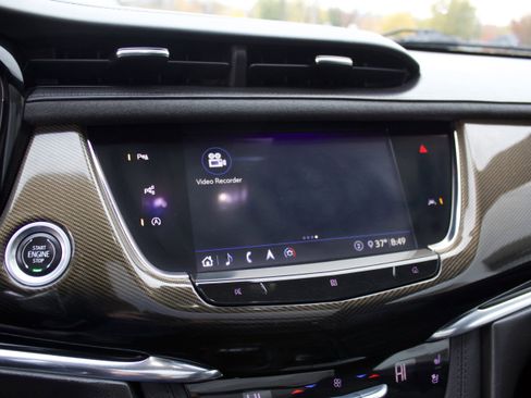 Used 2020 Cadillac XT6 Sport w/ Platinum Package image 21