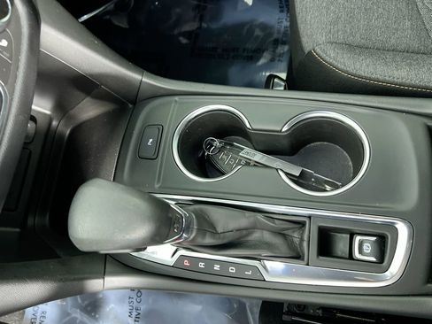 Used 2022 Chevrolet Equinox LT image 22