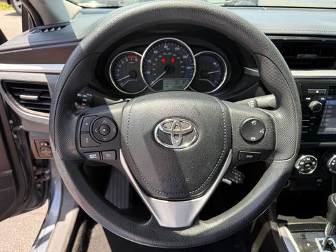 Used 2016 Toyota Corolla L FWD image 15