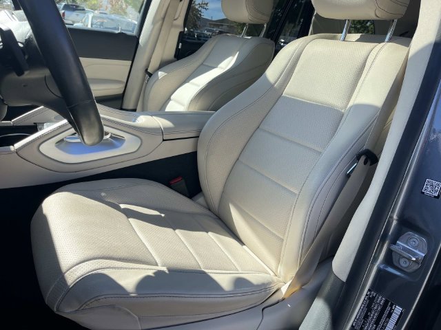 Used 2020 Mercedes-Benz GLS 450 4MATIC image 38
