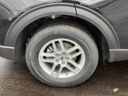 New 2026 Ford Explorer Active image 5