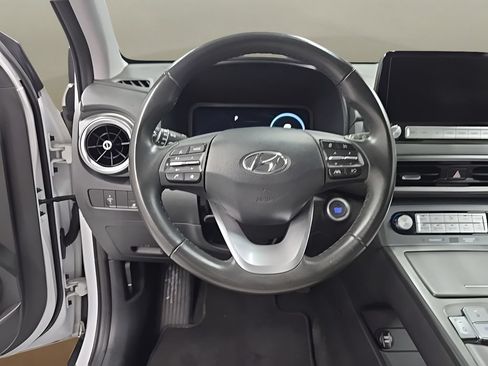 Used 2023 Hyundai Kona SEL FWD image 22
