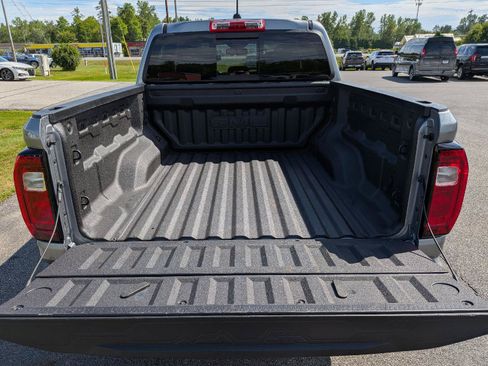 Used 2026 GMC Canyon AT4 AWD/4WD image 10