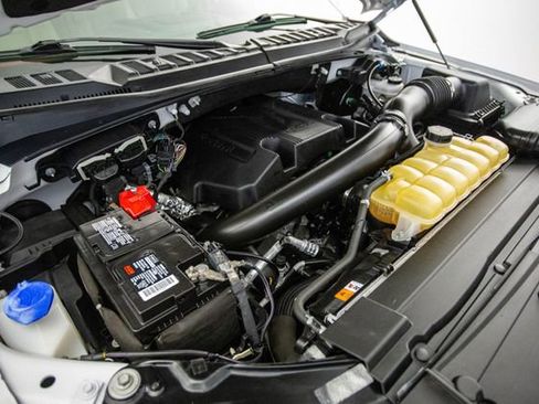 Used 2019 Ford F150 Lariat w/ Equipment Group 502A Luxury image 46