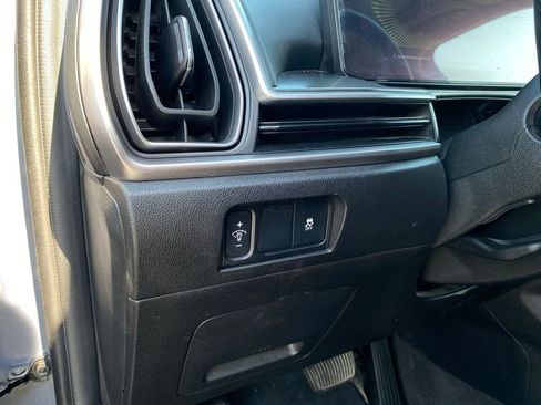 Certified 2024 Kia Sorento S w/ Panoramic Sunroof Package FWD image 15