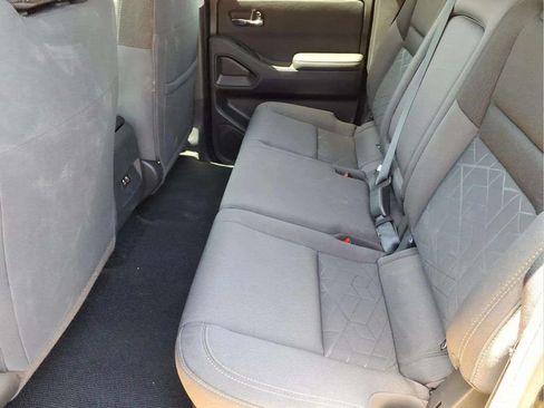 Used 2026 Nissan Frontier SV RWD image 13
