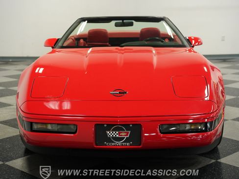 Used 1991 Chevrolet Corvette Convertible image 17