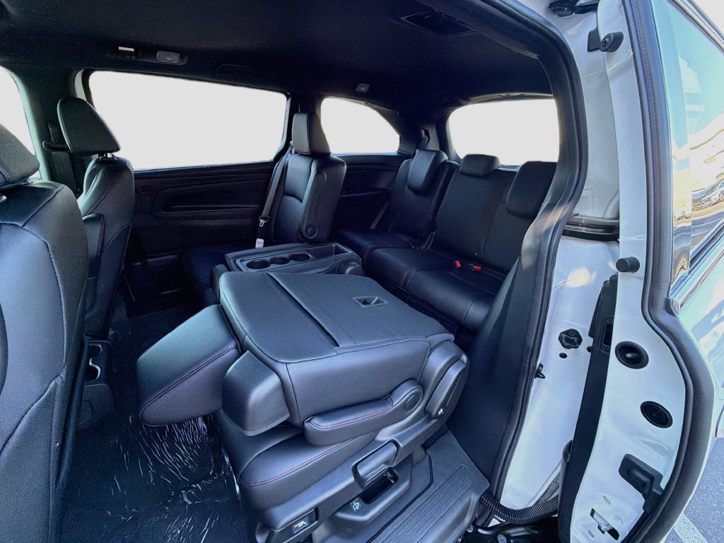 New 2027 Honda Odyssey Sport-L image 16