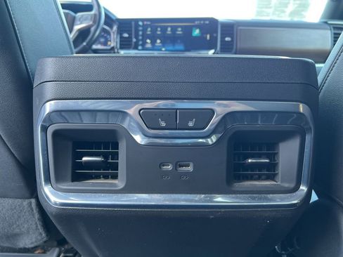 Used 2022 Chevrolet Silverado 1500 High Country image 27