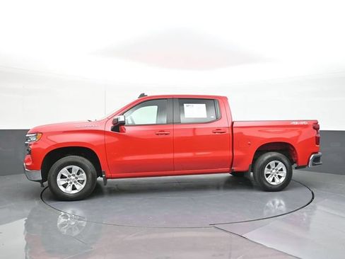 Used 2025 Chevrolet Silverado 1500 LT AWD/4WD image 8