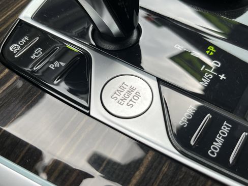 Used 2021 BMW X5 xDrive40i w/ Premium Package 2 image 37