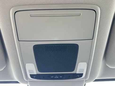 Used 2023 Honda CR-V LX image 28