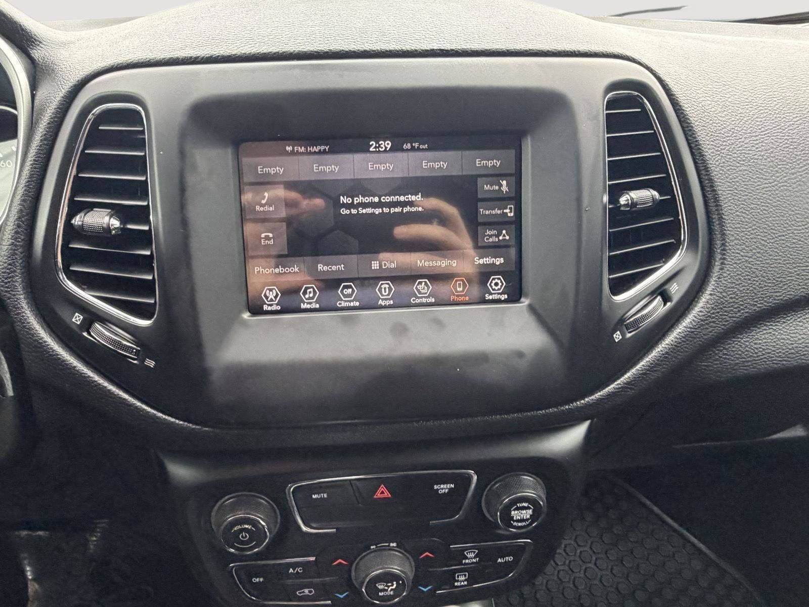 Used 2019 Jeep Compass Latitude w/ Cold Weather Group AWD/4WD image 16