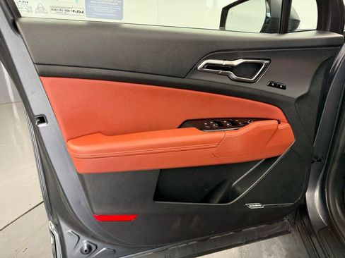 Used 2023 Kia Sportage SX Prestige image 23