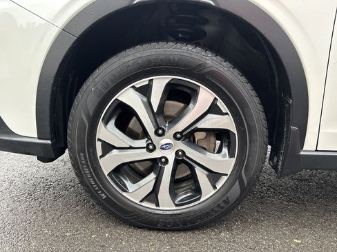 Used 2022 Subaru Outback Limited w/ Popular Package #2 image 11