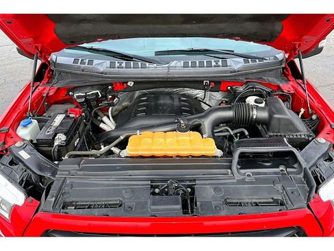 Used 2016 Ford F150 XLT w/ Equipment Group 302A Luxury image 11