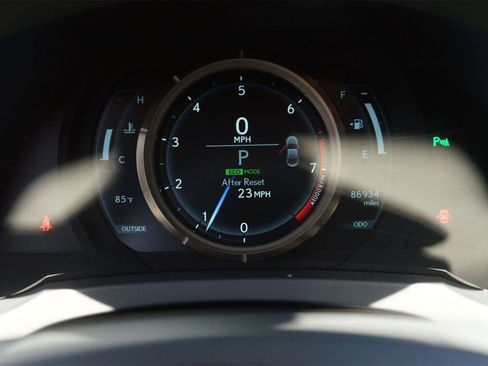 Used 2016 Lexus RC 350 RWD image 21