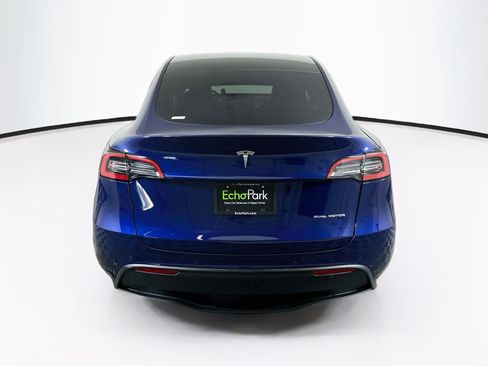 Used 2022 Tesla Model Y Long Range AWD/4WD image 7