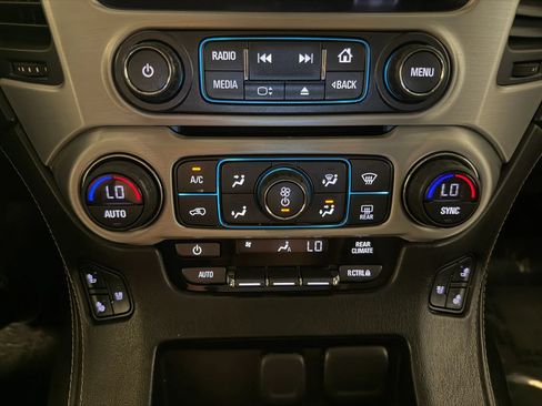 Used 2017 GMC Yukon SLT AWD/4WD image 20