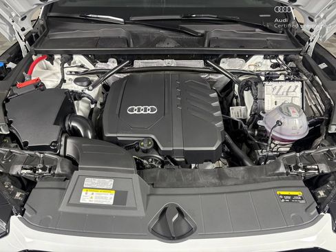 Certified 2025 Audi Q5 2.0T Premium w/ Convenience Plus Package AWD/4WD image 26