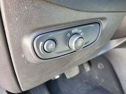 Certified 2023 Chevrolet Equinox LT image 20