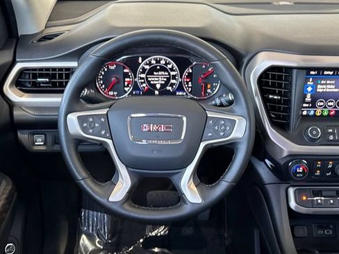 Used 2023 GMC Acadia Denali w/ Denali Ultimate Package AWD/4WD image 16