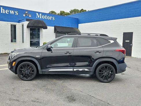 Used 2022 Kia Seltos Nightfall Edition AWD/4WD image 4