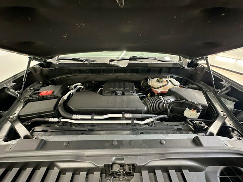 Used 2023 Chevrolet Silverado 1500 LT image 34