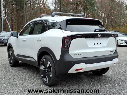 New 2026 Nissan Kicks SR w/ Cold Weather Package AWD/4WD image 4