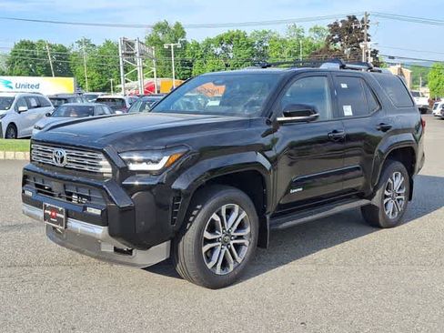 New 2026 Toyota 4Runner Limited AWD/4WD image 16