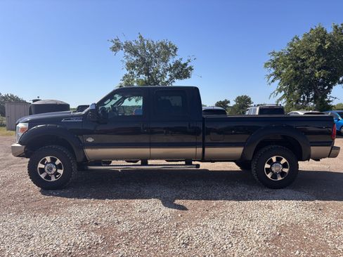 Used 2011 Ford F350 King Ranch w/ King Ranch w/Chrome Pkg AWD/4WD image 2