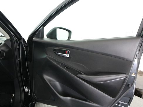 Used 2018 Toyota Yaris iA FWD image 46